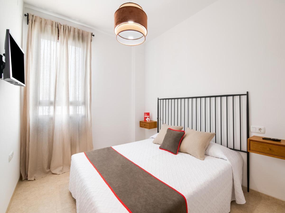 Apartamentos Santiago Эсиха Экстерьер фото
