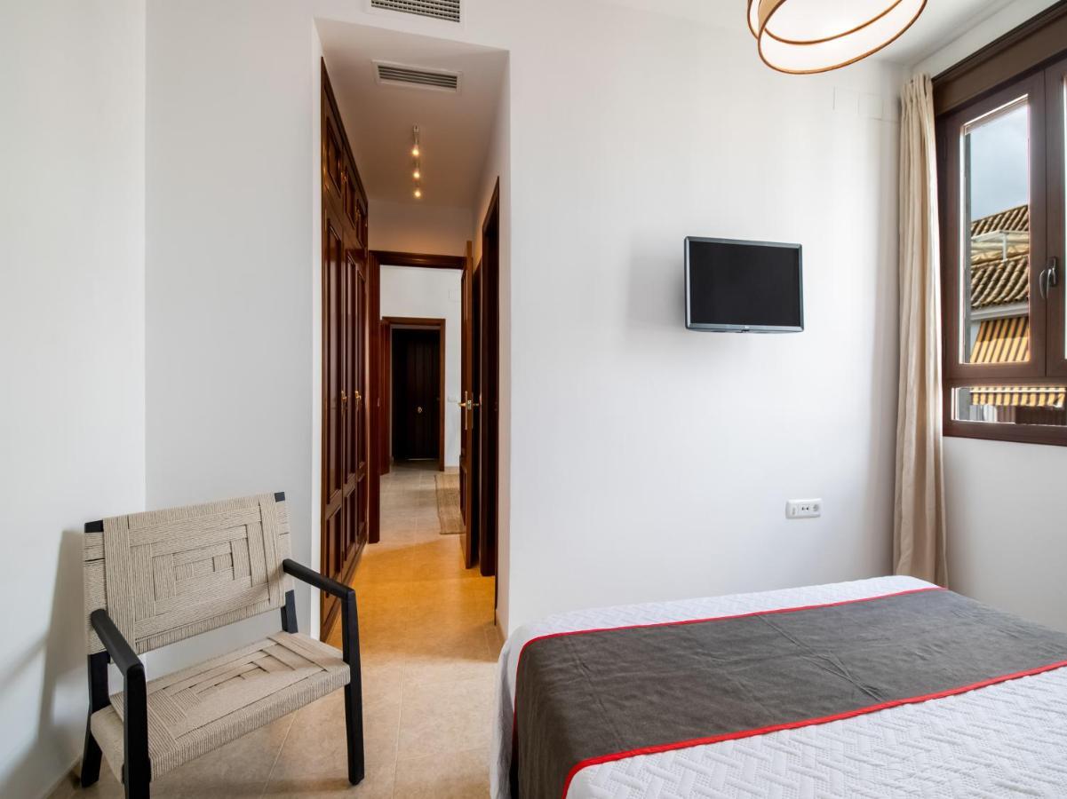 Apartamentos Santiago Эсиха Экстерьер фото